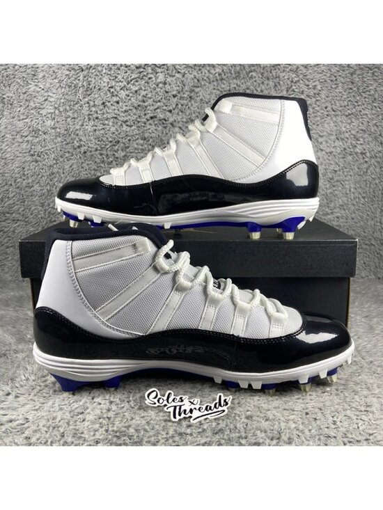 Air Jordan 11 Retro TD Football Concord Size 12 Men White Black AO1561-123